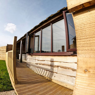 glamping holidays for families Warwickshire