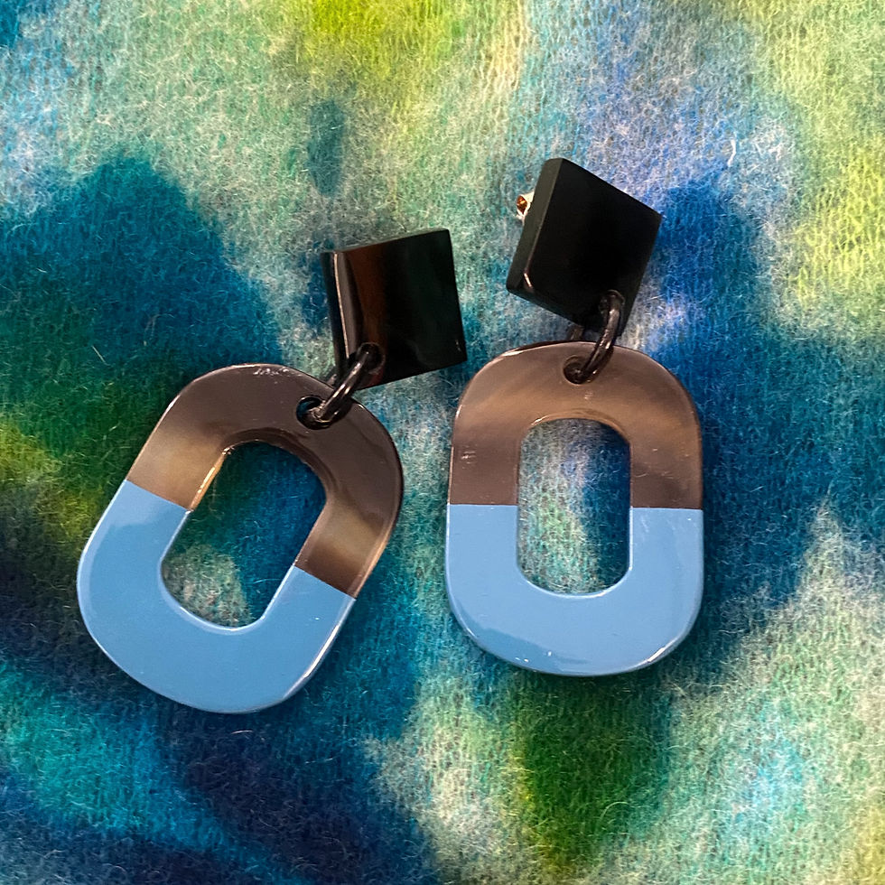 Thumbnail: Oval Earrings (Small)