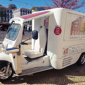 Na Rua com Histórias-O Tuk Tuk dos Livros 