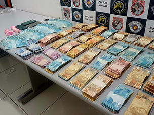FORÇA TÁTICA PRENDE PROCURADO POR TRÁFICO E APREENDE R$ 37,3 MIL EM DINHEIRO NA SP-294, EM TUPÃ