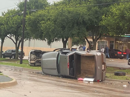 Dual vehicle turnover accident reported in Arlington suburbs near S Collins Street and Bardin Rd.