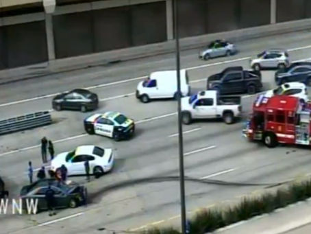 High intensity accident blocks SB US-75 during lunch hour - Dallas, TX