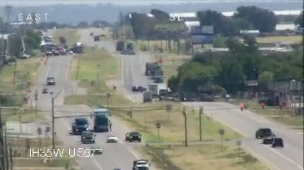 Crash Closes Both Directions of Highway 67 at I-35W in Alvarado