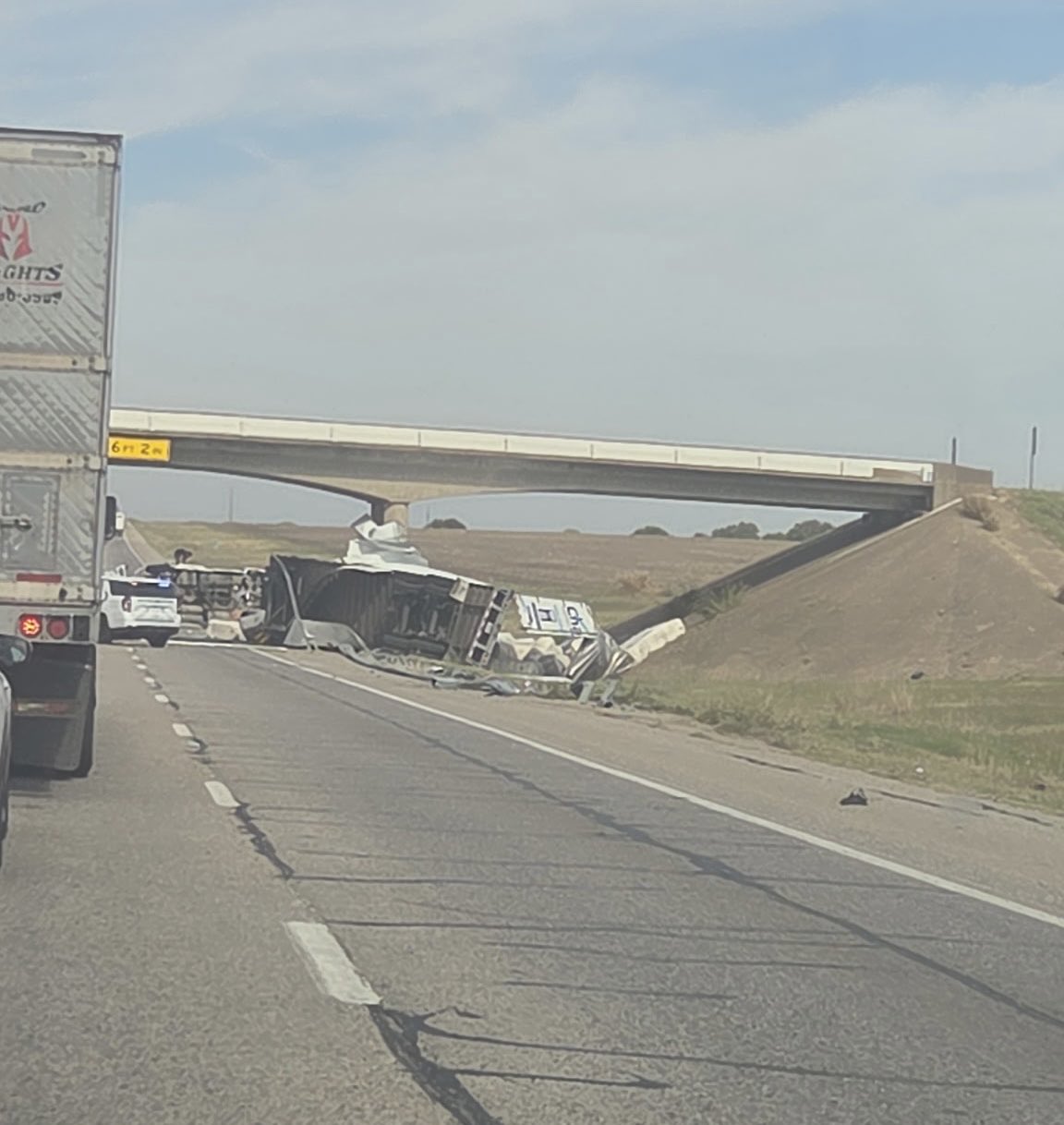 Overturned Semi Truck Closes Northbound I-35W Near Itasca in Hill County