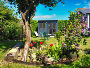 Can I Rent Out My Garden Room in the UK? A Legal & Practical Guide