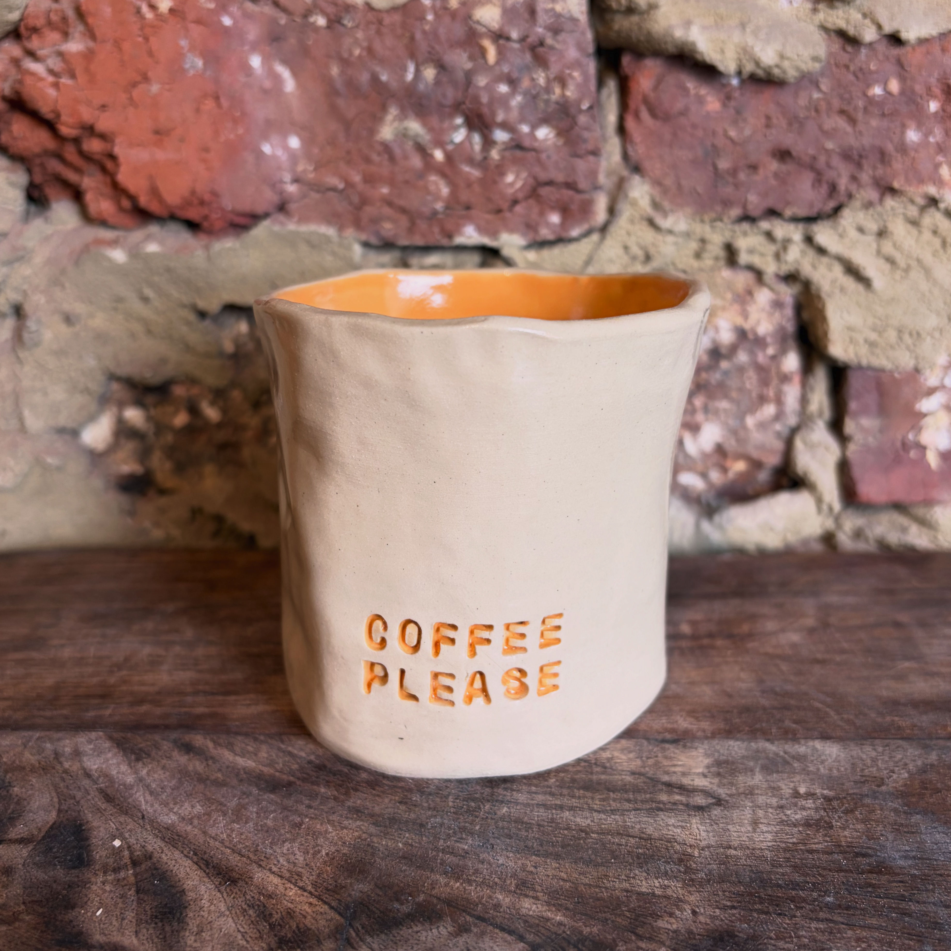 Mok “coffee please”
