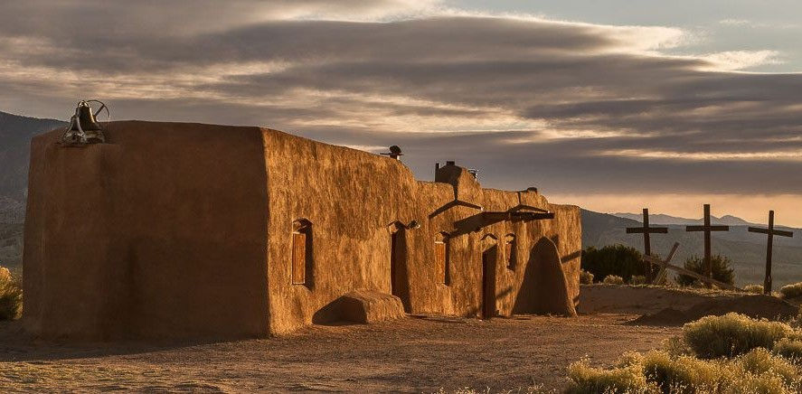 ABIQUIU & CAÑONES