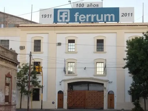 Cuáles son los dos factores que pueden profundizar la crisis de Ferrum