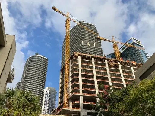El mercado inmobiliario se enfría en todo Estados Unidos salvo en el sur de la Florida