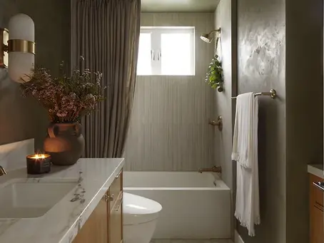 Interior Designers vs. Contractors: