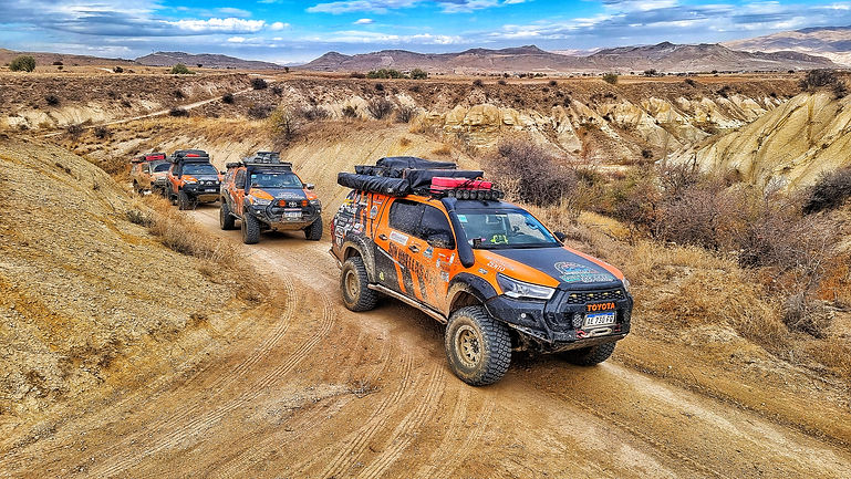 vuelta al mundo off road turquia sin huellas 4x4