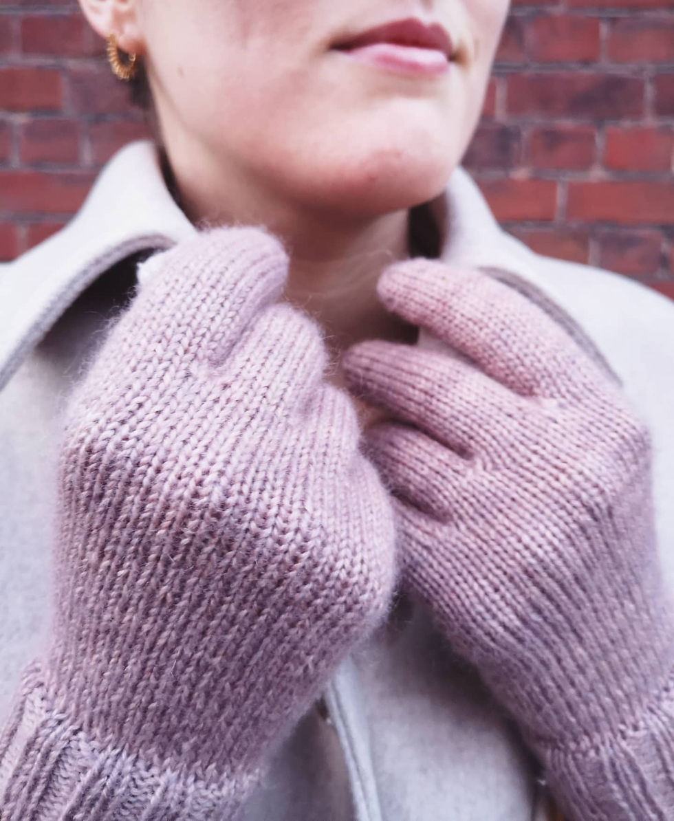 Miniature : Family gloves