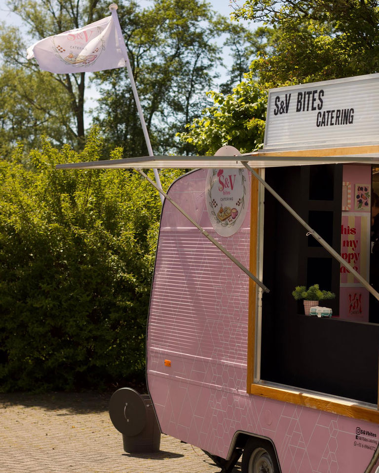 Roze S&V Bites foodtruck