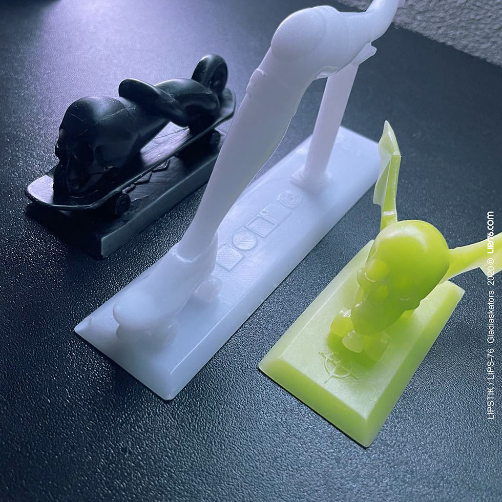 Thumbnail: "Chimera 02" - Collectible Figurine