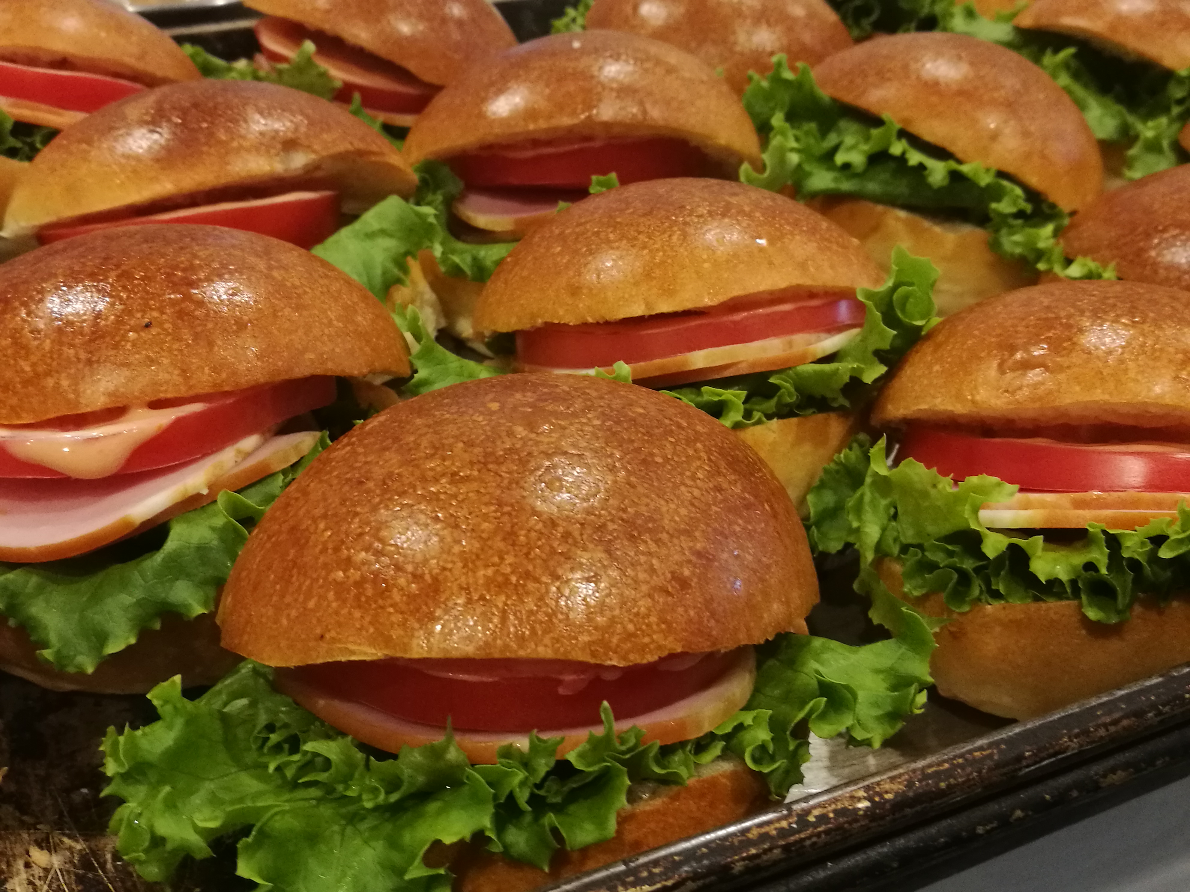 大山ハムのトマトサンドバーガー