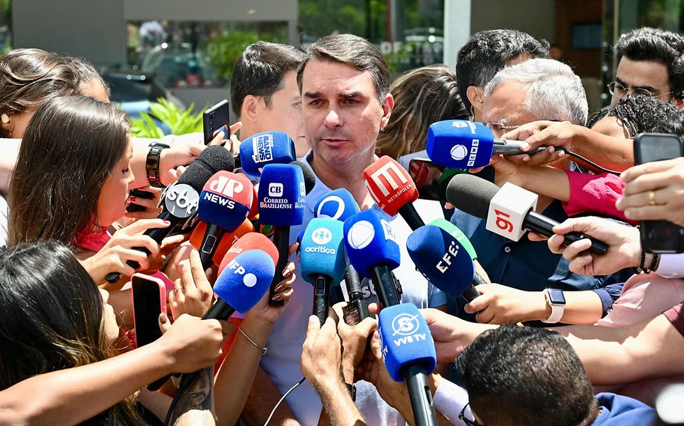 Flávio Bolsonaro vai abrir mão de segurança da PF durante campanha eleitoral