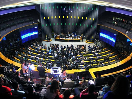 Com mesmo número de deputados há 30 anos, Censo pode mudar vagas da Câmara