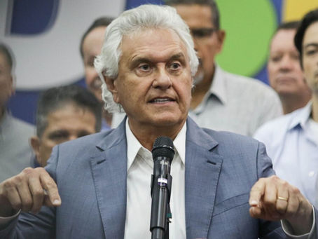 Marqueteiro deixa campanha de Ronaldo Caiado após divergências sobre ataques a Flávio Bolsonaro