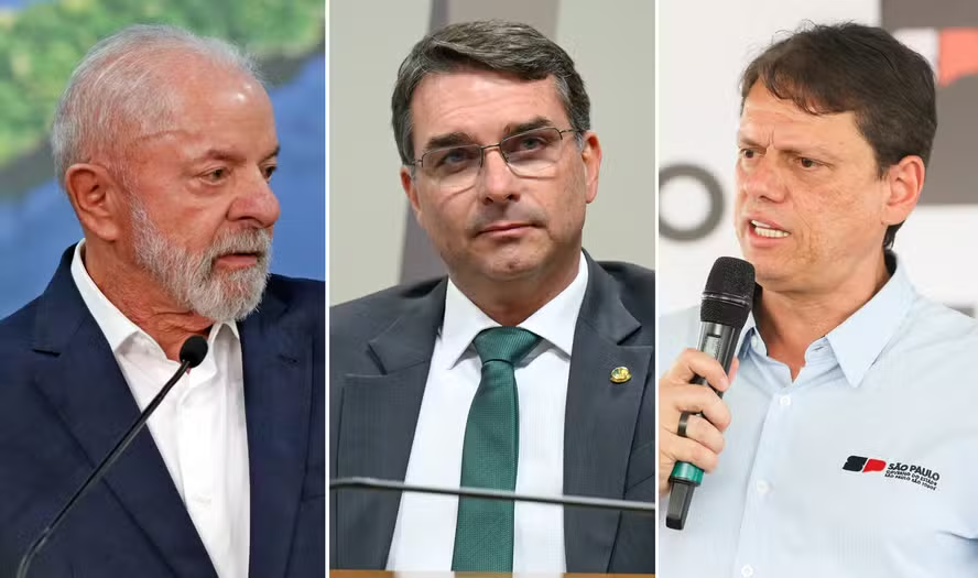 Lula é desaprovado por 52,5% e fica atrás de Flávio em cenários para presidente, diz pesquisa