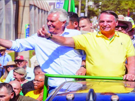 Bolsonaro sinaliza que pode indicar Ronaldo Caiado à presidência em 2026