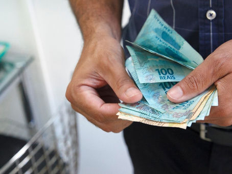 Taxa de inadimplência dos brasileiros sobe 9,4% em 12
meses