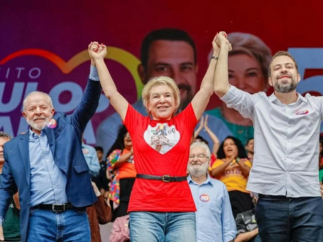 Boulos é massacrado nas redes após adaptar hino nacional com linguagem neutra