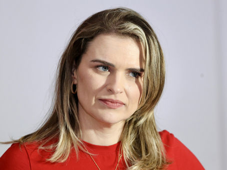 "Nada impede" que haja candidatura avulsa ao Senado, diz Marília Arraes