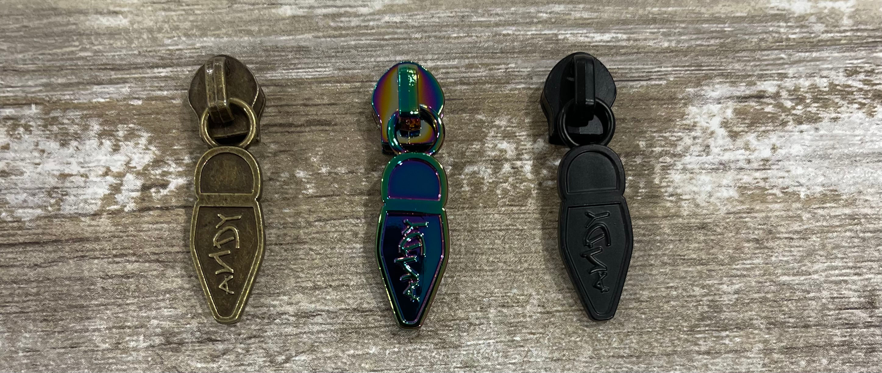 Toy Shoe #5 Zipper Pull