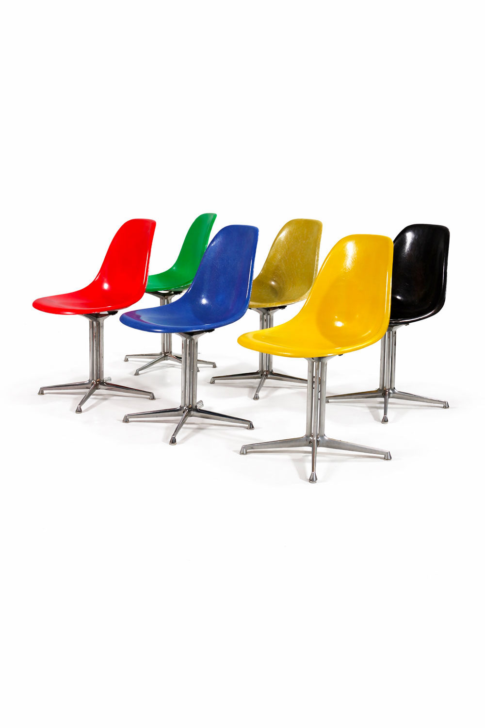 Lot 6 Chaises Charles Eames