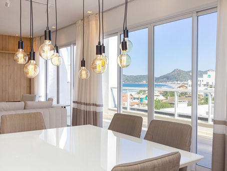 ¡Alquiler Temporario en Mariscal, Bombinhas! Dúplex de Lujo con Piscina, Aire Acondicionado y a Pasos del Mar