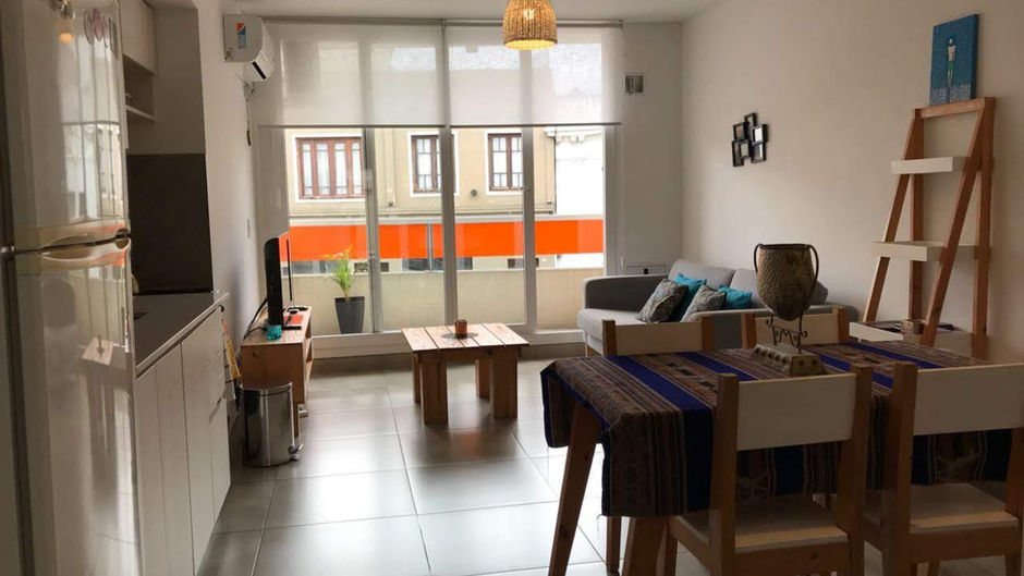 Palermo Soho: Moderno 2 Ambientes con Balcón y Patio Privado