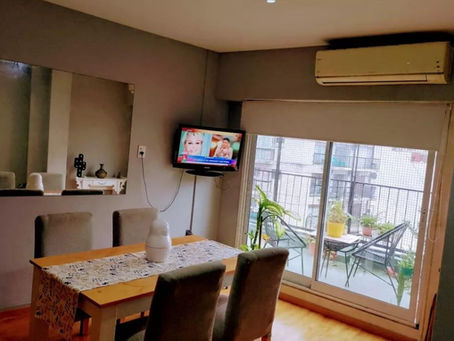 Colegiales: Luminoso 2 Ambientes con Balcón Terraza y Parrilla