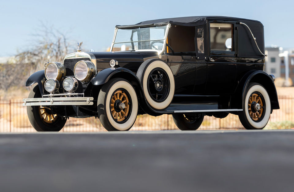 1922 Cunningham V4 Town Limousine 