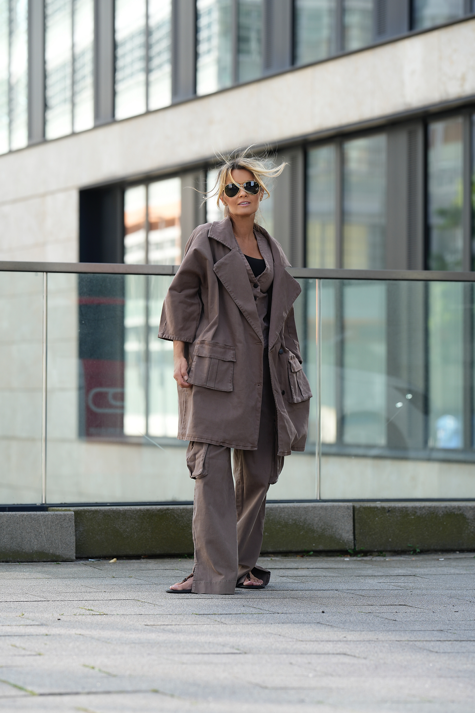 Miniaturbild: CANVAS COAT EMMA IN WASHED BROWN