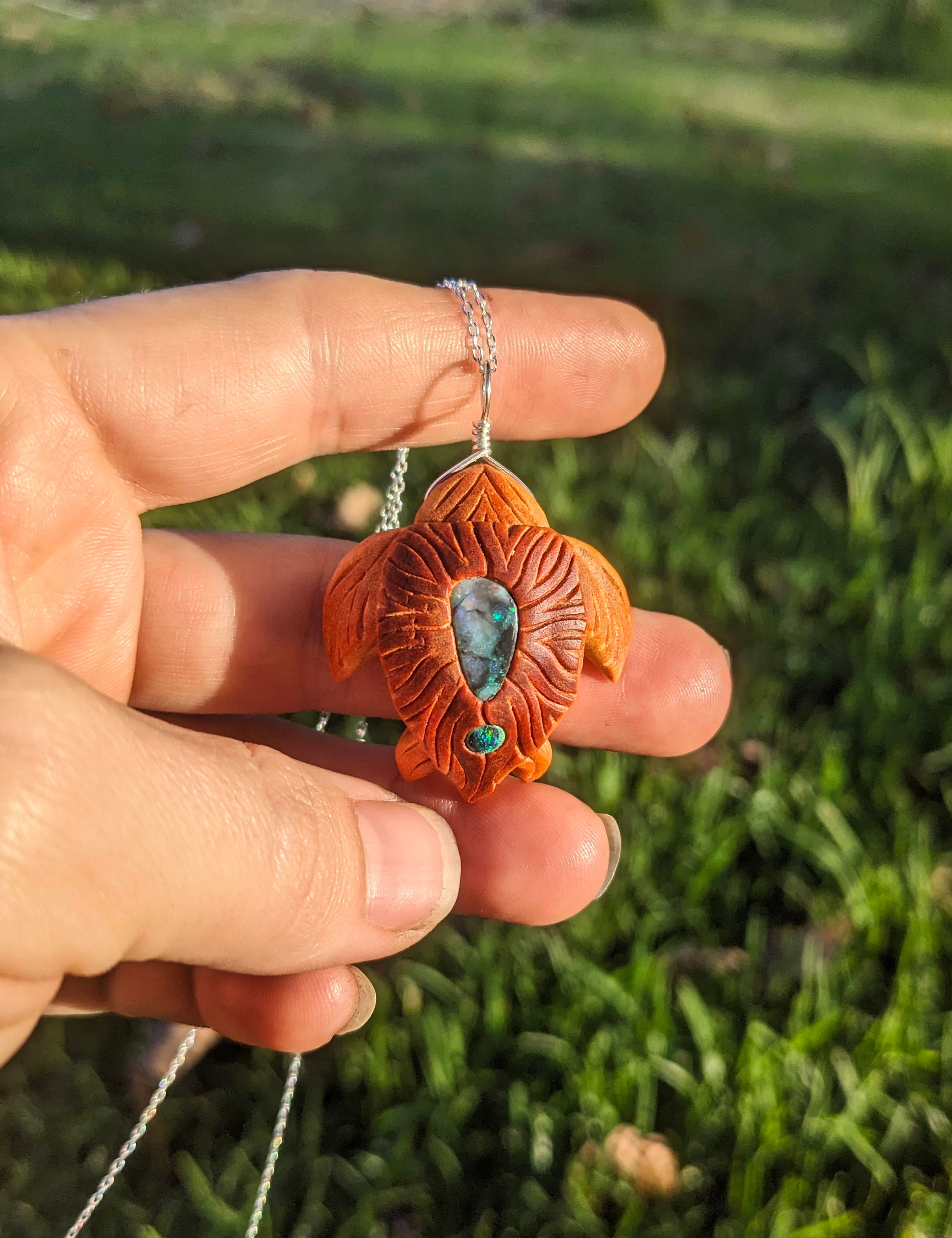 Opal Avocado Seed Turtle