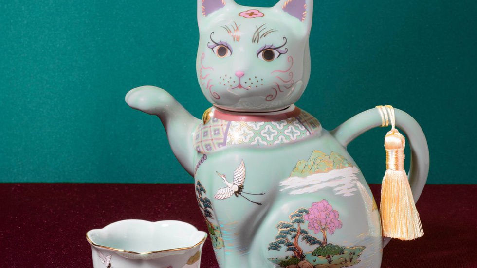 福招き猫ポットが6月6日（土）より販売開始いたします。