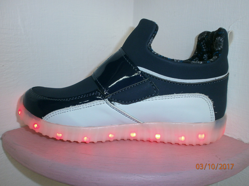 Miniatura: DEPORTIVAS LUCES CHICAS