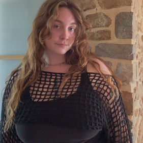 Le Mesh Party

Noir.

Cette pièce a été créée sur mesure.