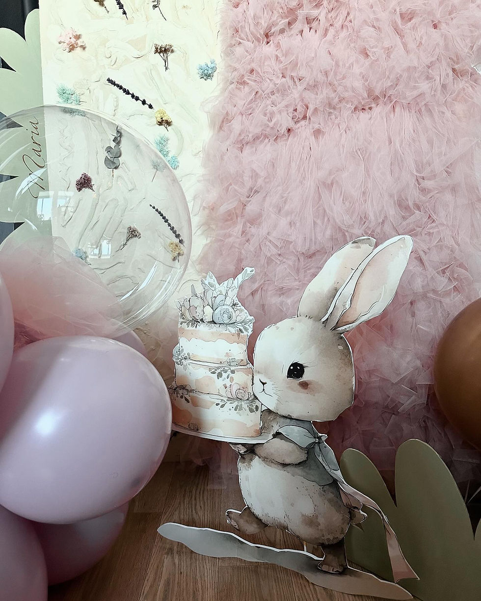 Miniatura: Ścianka balonowa 0501 - dowolny napis, zając, księżniczka