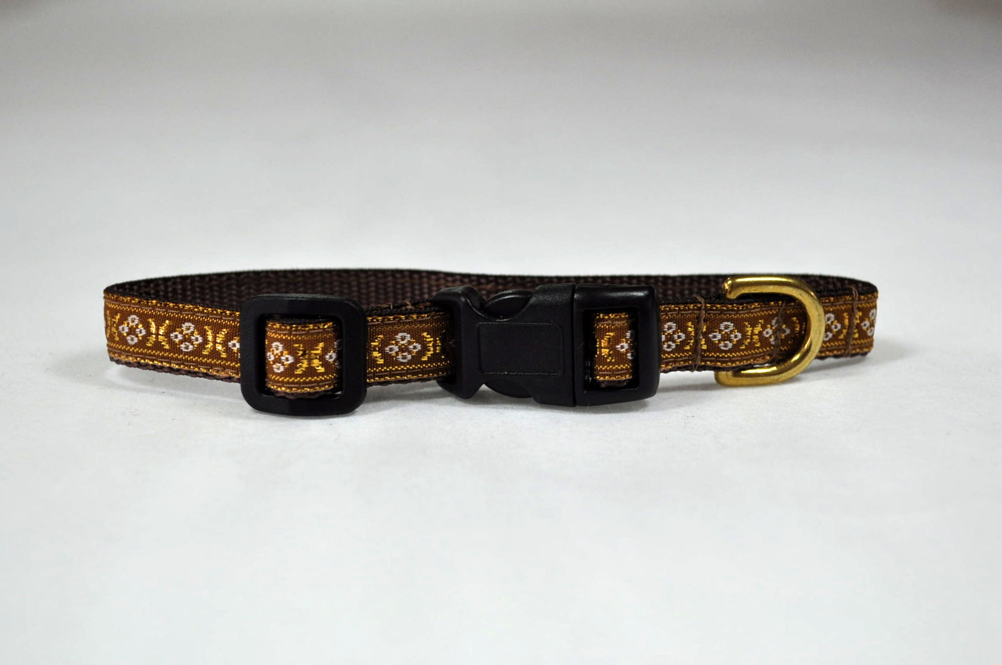 XOX, Saddle Brown/Gold/Ivory on 1/2 inch Brown webbing