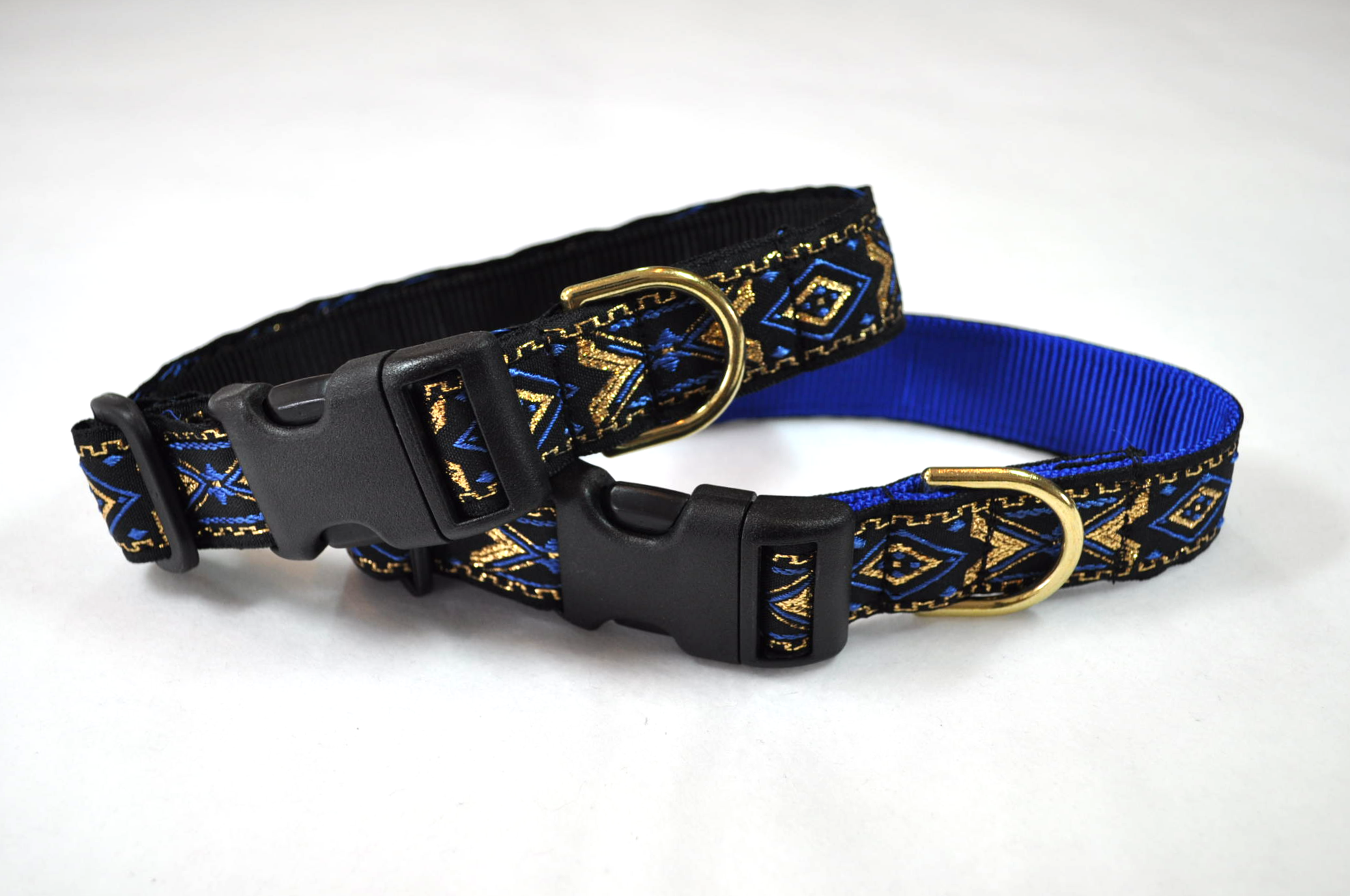 Battlements, Royal Blue on Black Webbing 1 inch