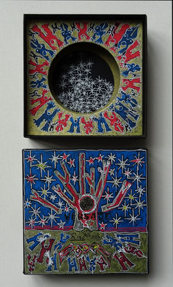 Antipop Apotropaico su scatolina Versace