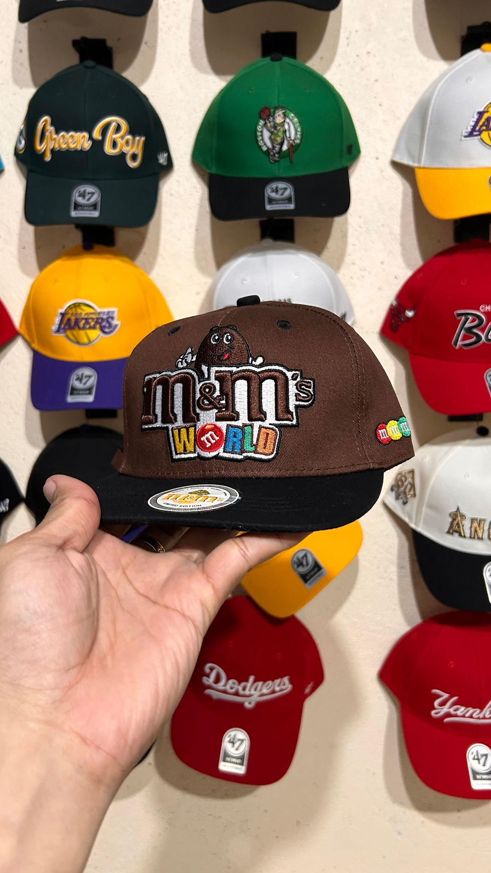 Thumbnail: M&M's FlatBrim
