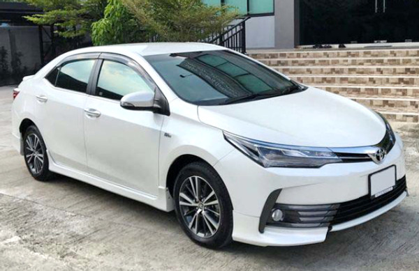 ToyotaAltis2.jpg