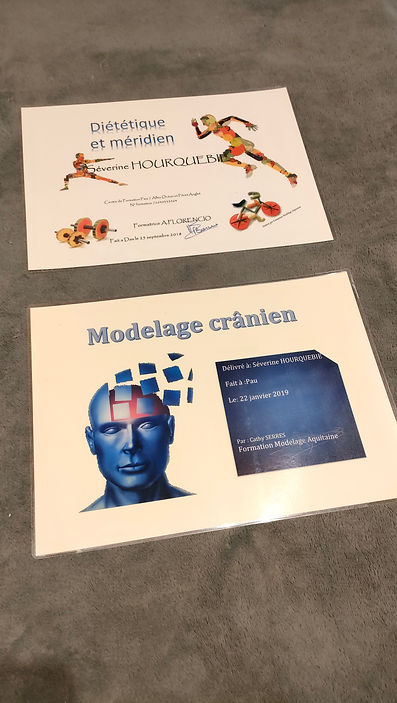 Diplômes massages photo 10.jpg