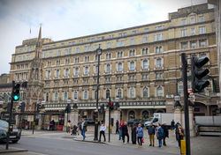 01 Charing Cross St