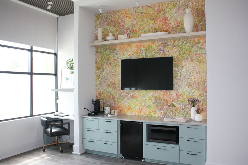 Modern wallpaper behind TV 