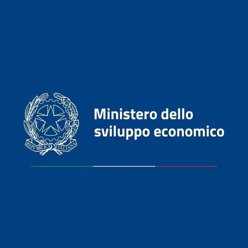 Soltanto una scuola? Molto di più.