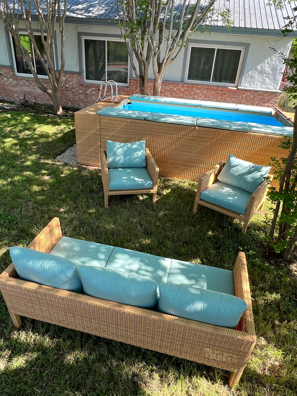 Thumbnail: Costa Couch