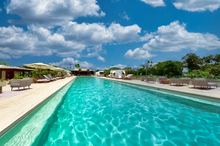 Hacienda Xcanatún was built in the 18th century. Today it functions as a hotel, restaurant and spa.